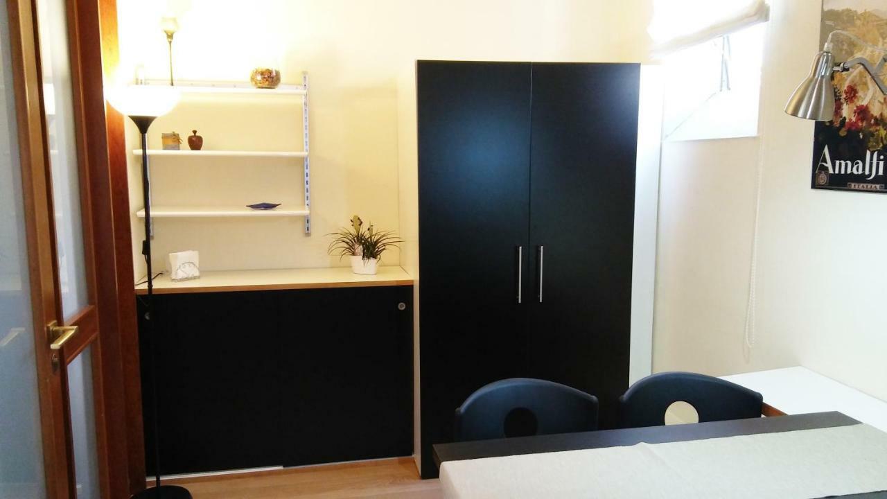 Apartmán Bilocale In Centro Salerno Exteriér fotografie
