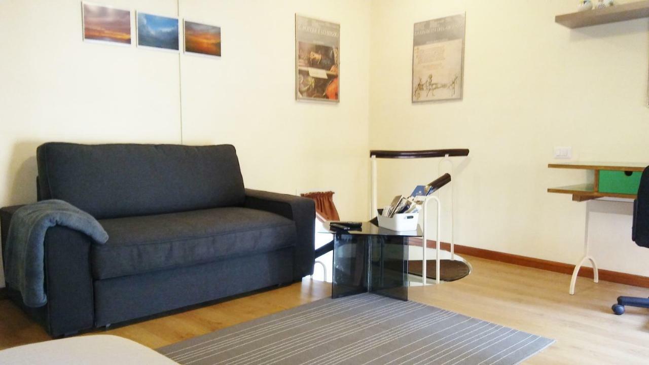 Apartmán Bilocale In Centro Salerno Exteriér fotografie