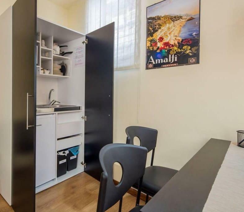 Apartmán Bilocale In Centro Salerno Exteriér fotografie